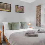 Holiday home Hollace, District With Hot Tub And Stunning Views Coniston