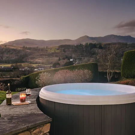 Hollace, District With Hot Tub And Stunning Views *