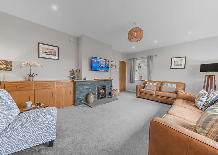 Hollace, District With Hot Tub And Stunning Views