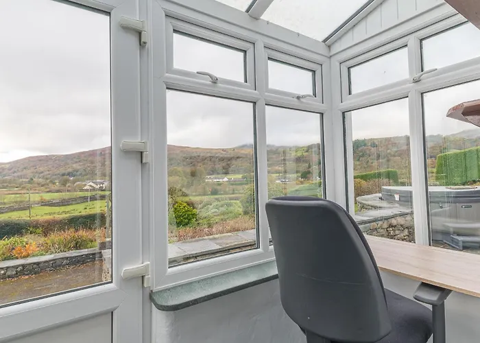 Holiday home Hollace, District With Hot Tub And Stunning Views