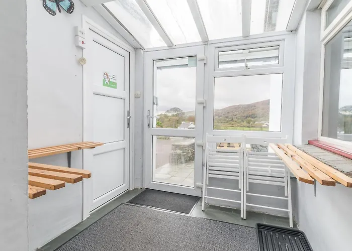 Hollace, District With Hot Tub And Stunning Views